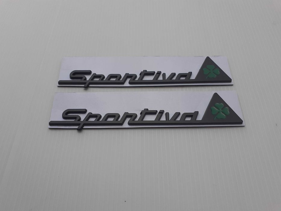 Emblemas Alfa Romeo Trevos Quadrifoglio Verde e centros de jante