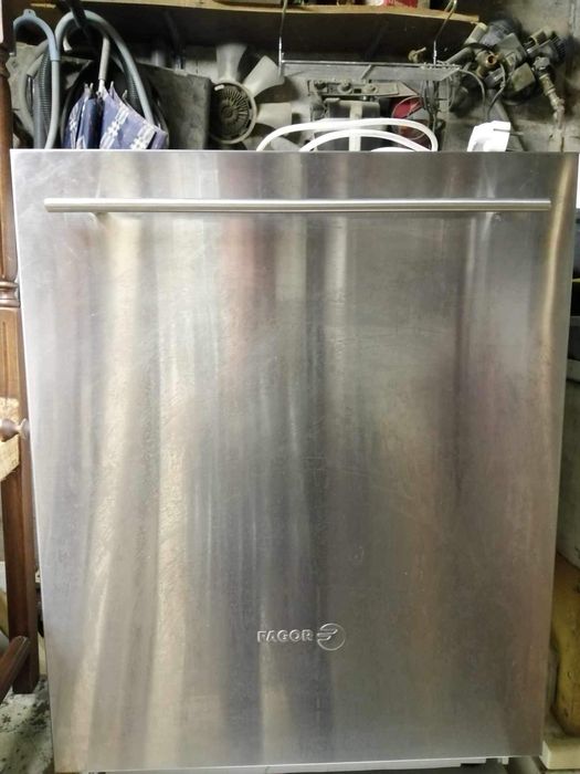 Maquina de lavar loiça (FAGOR)