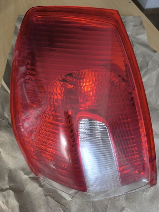 Farol traseiro direito Ford Kuga mk1