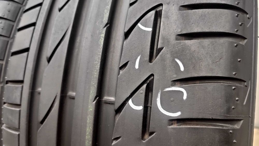 шини 235/45R19. Bridgestone. 8мм. 2024р. Pirelli