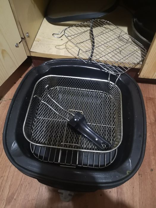 Sprzedam garnek multicooker go chef