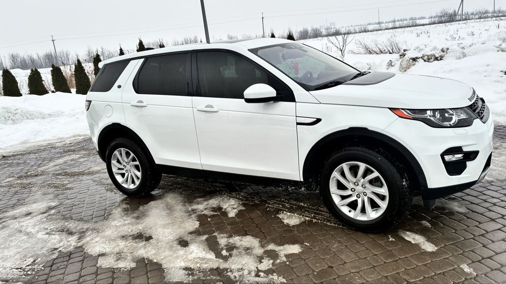 Ленд ровер Діскавері спорт