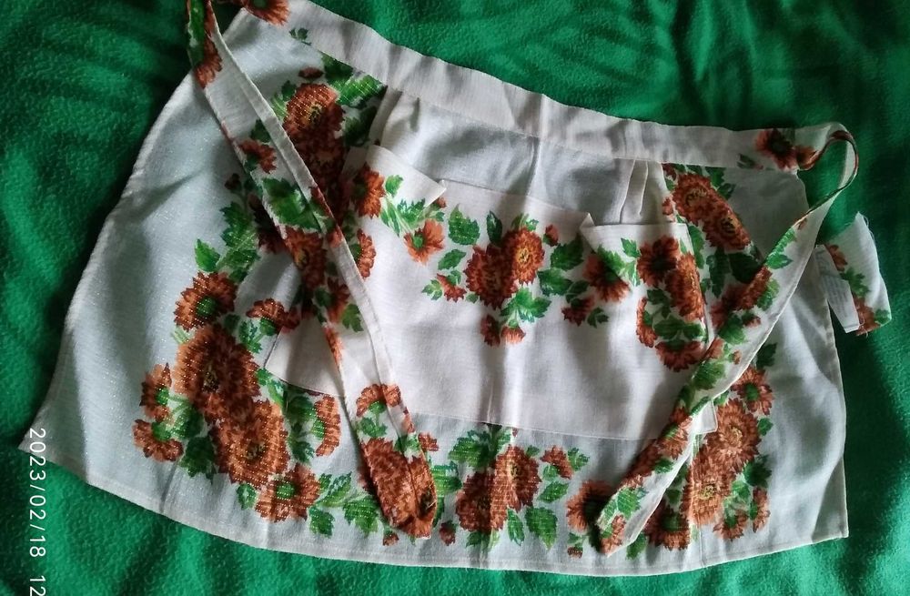 Женский фартук ,