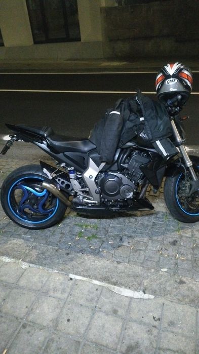 Honda CB1000r 2011