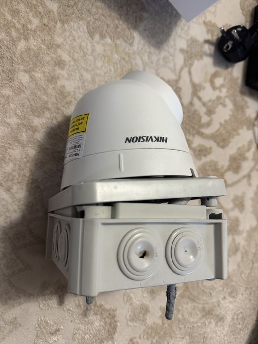 IP камера Hikvision DS-2CD1323G2-IUF 2 Мп (2.8 мм) з мікрофоном вживані