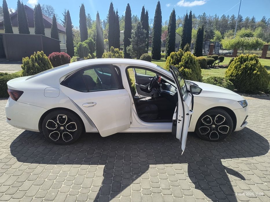 Skoda Octavia/sedan/manual/super stan/benzyna 1.5 tsi /2020/alu 18'