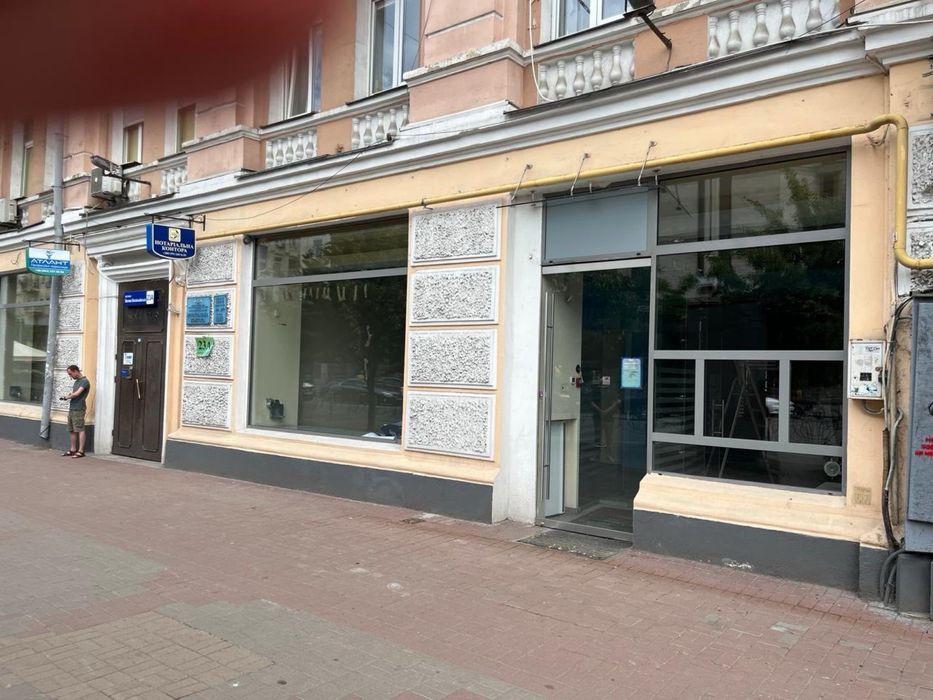 Здається фасадне комерційне приміщення в центрі Києва без комісіі