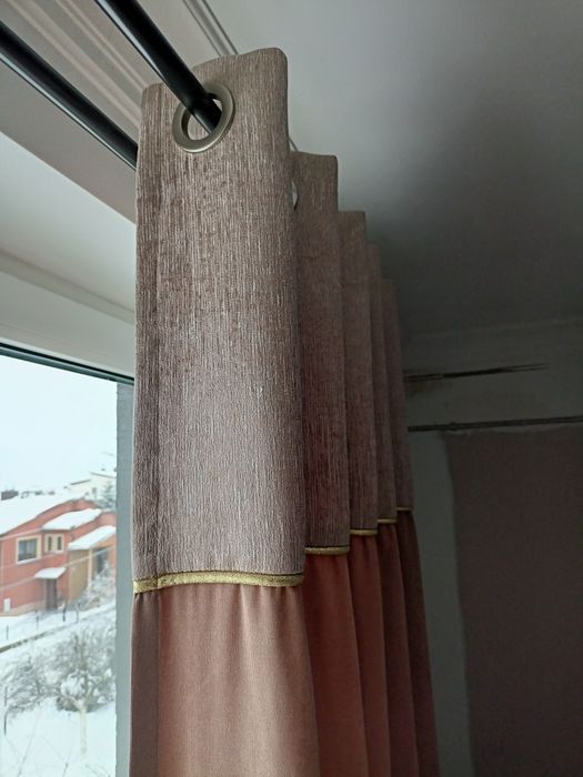Narzuta na łóżko zasłony i poduszki komplet sypialniany