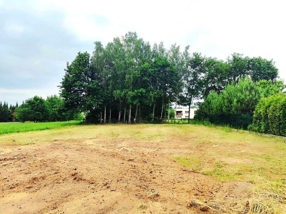 * Baranowice 870 m2 200m od sklepów i szkoły  *