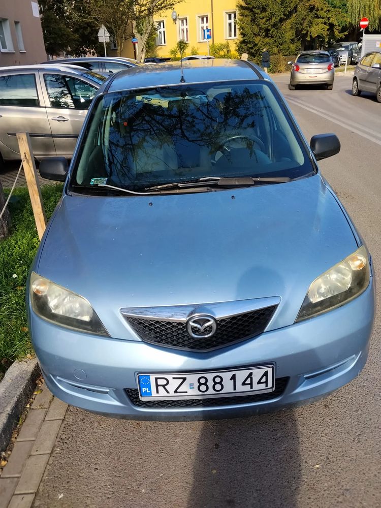 Mazda 2