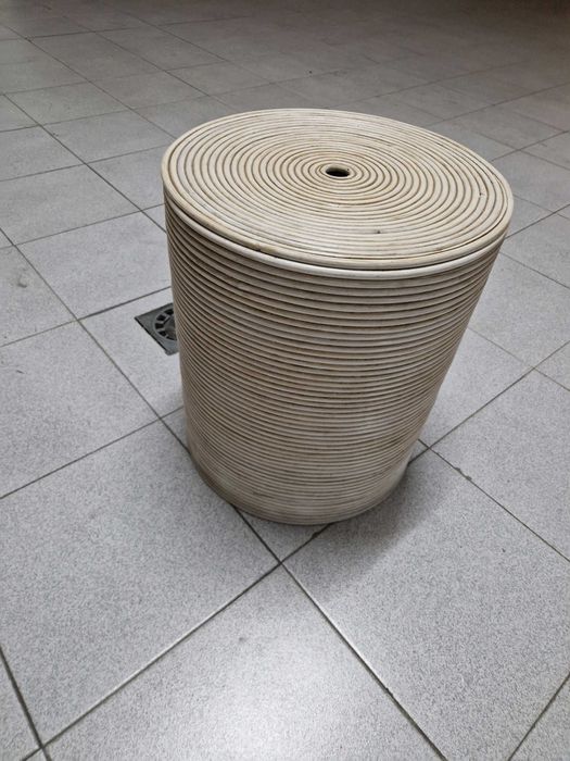 Cesto de roupa suja branco