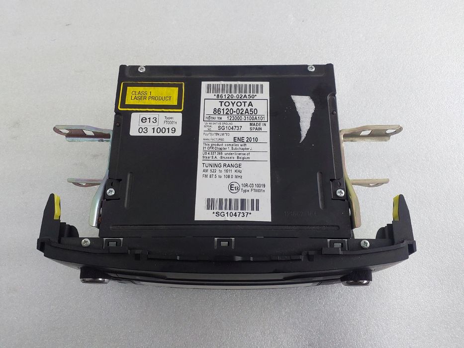 Rádio / auto-rádio TOYOTA Auris Hatchback (_E15_)
