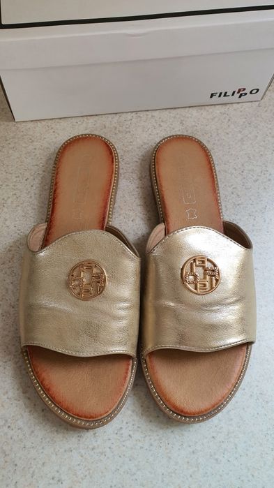 Złote klapki 40, Filippo, skóra