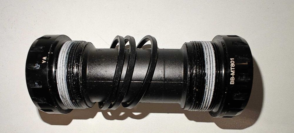 Wkład suportu rowerowego Shimano XT BB-MT801