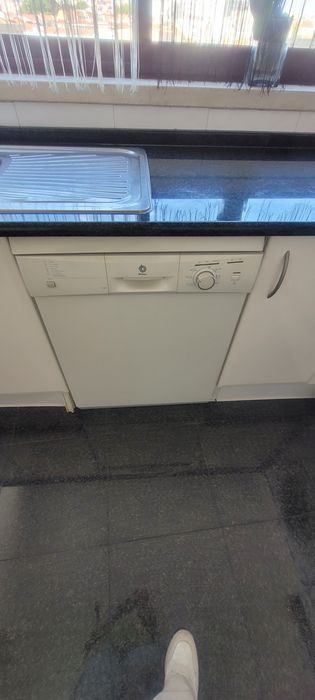 Vendo electrodomésticos de cozinha em muito bom estado.