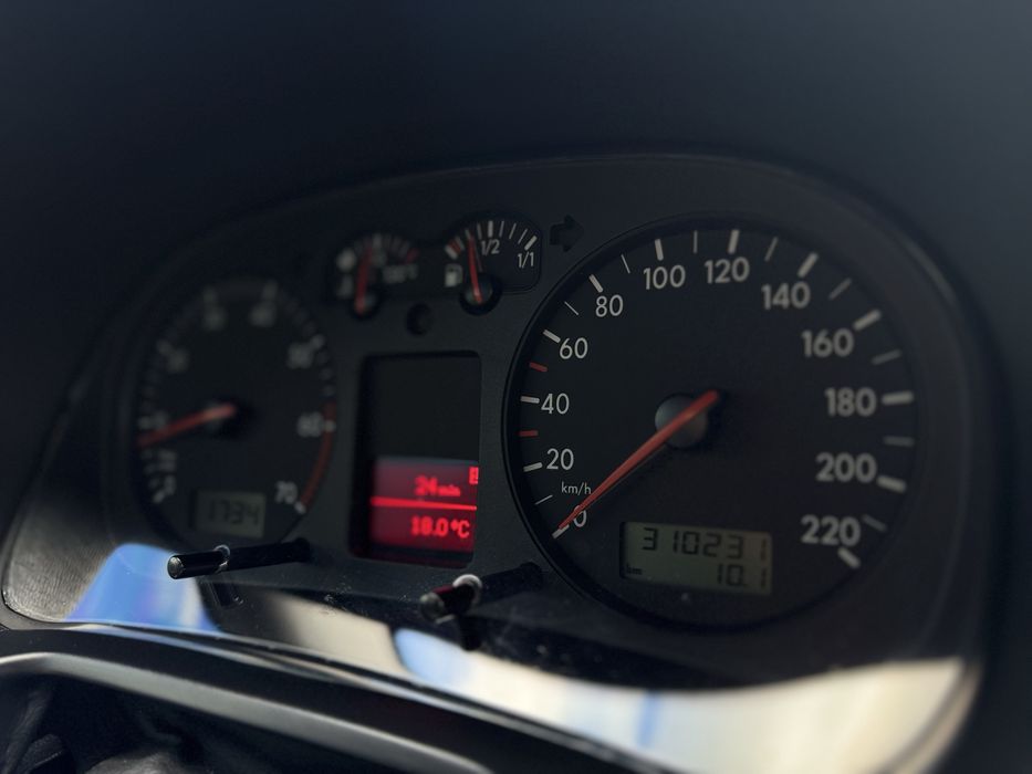 Volkswagen Golf 4 1.4 2003 Edition