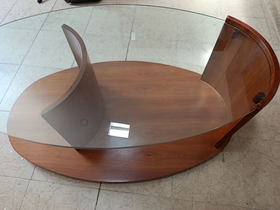 Mesa de centro em cerejeira