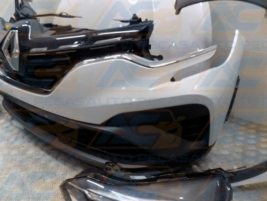 RENAULT CAPTUR II RS-LINE E-TECH Frente Completa 2 0 2 1 - 2 0 2 5