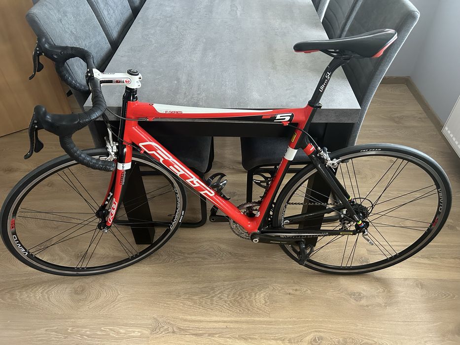 Rower szosowy Felt F5