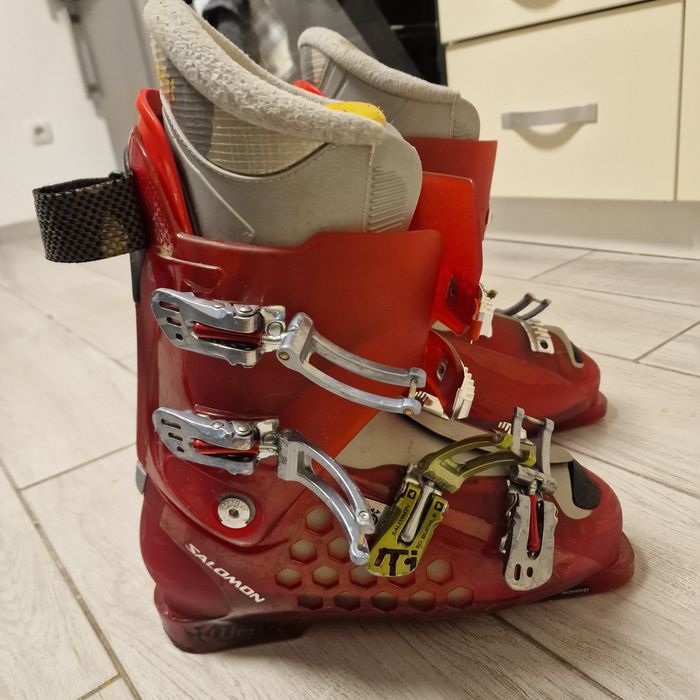 Продам лижні чоботи 42-43 розмір