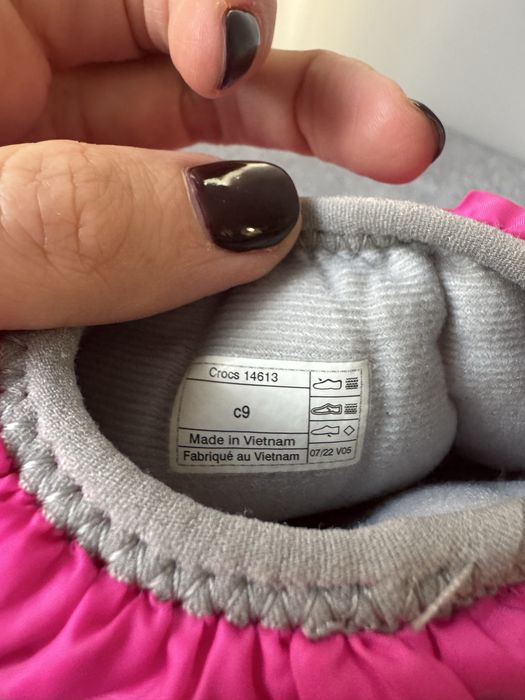 Crocs zimowe śniegowce różowe dziewczęce wodoodporne C9 rozmiar 25/26