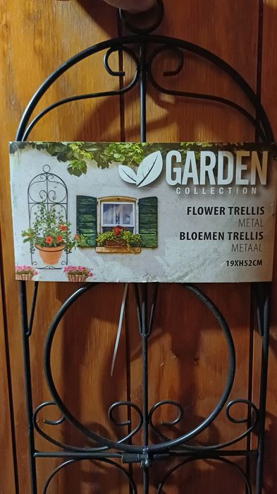 Wiszący metalowy kwietnik 19x52 cm