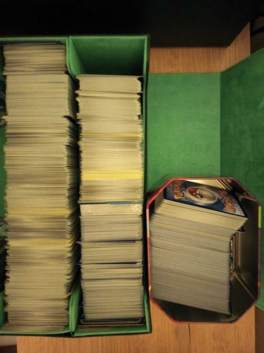 Mais de 2000 cartas Pokémon BULK ler anúncio