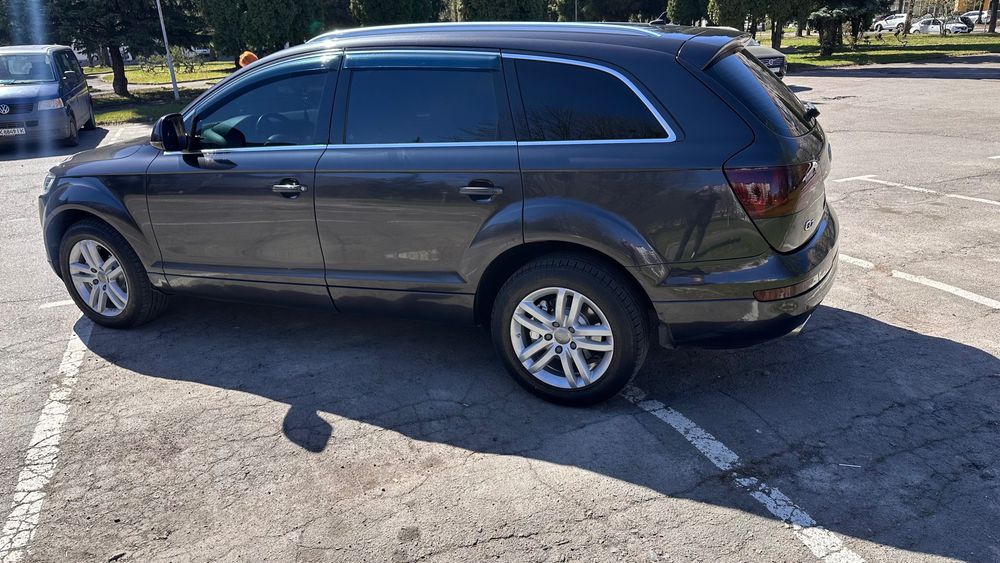 Авто Ауді Q7 2007рік
