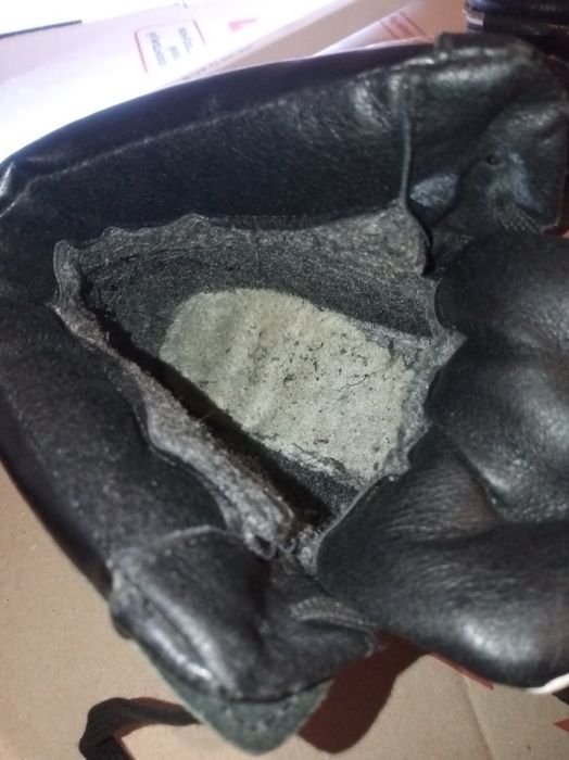 41 шкіряні утеплені кросівки