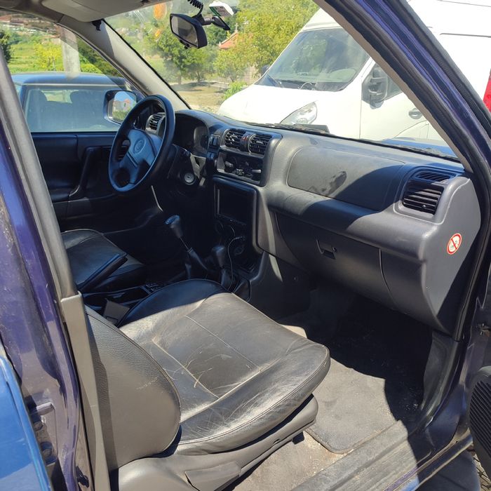 Frontera B 2.2 dti