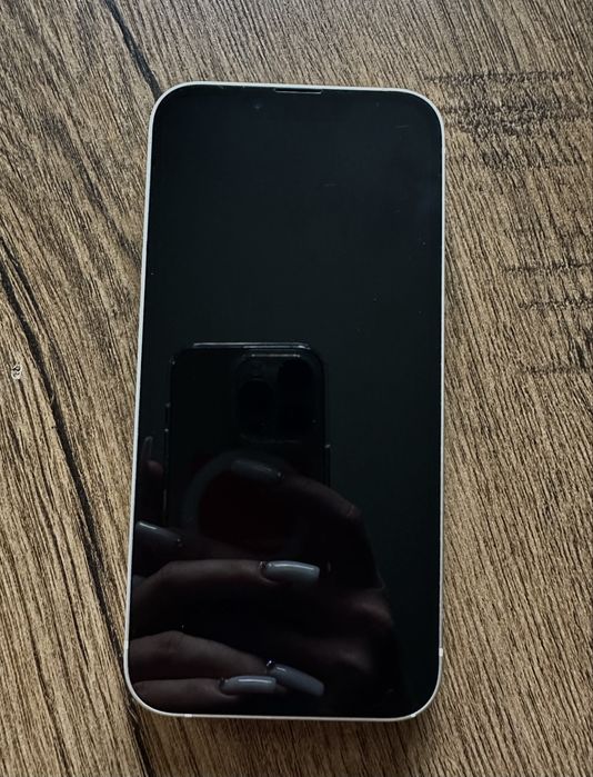 Sprzedam iphone 13