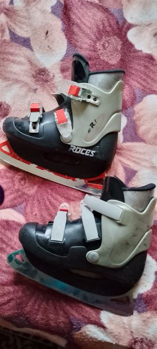 Продаю ковзани коньки