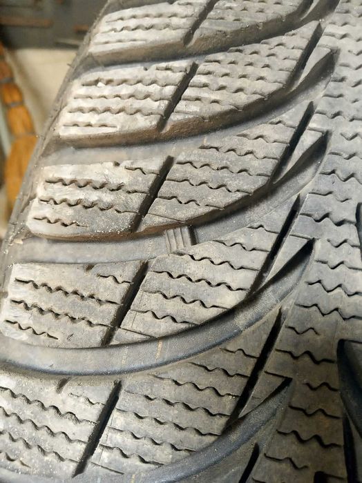 Зимняя резина Goodyear UltraGrip Ice+ 205/60/R16