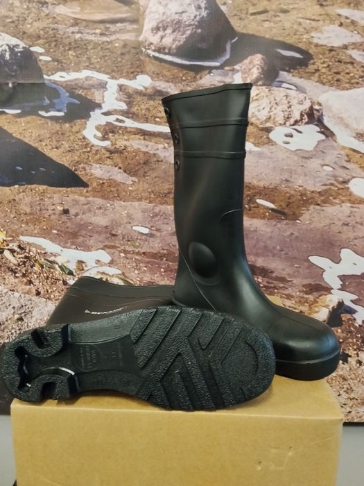 Nowe kalosze strażackie Dunlop 142PP S5 eu46