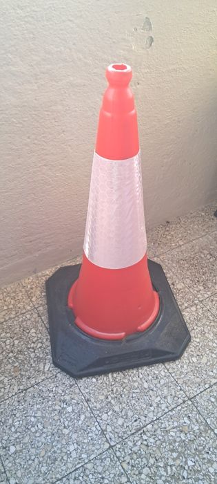 Cone de Sinalização JSP com Bandas Refletoras
