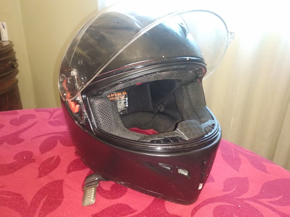 Capacete SHIRO em bom estado