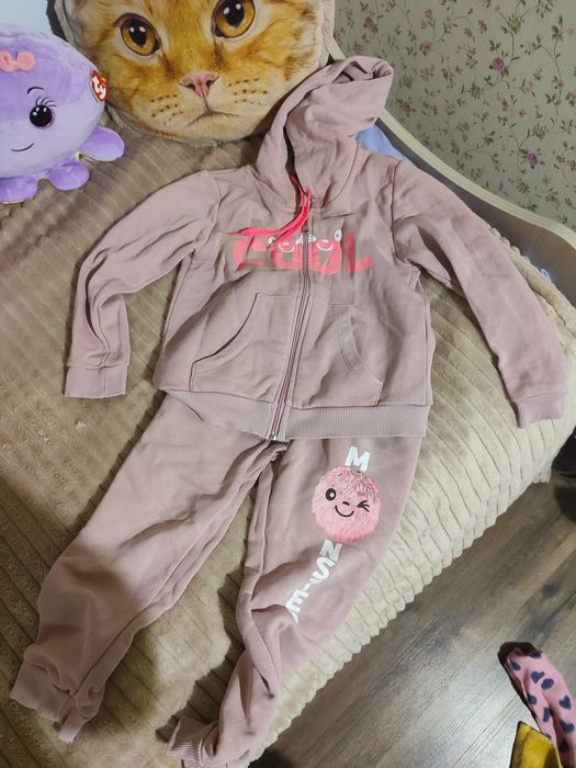 Костюм для дівчинки 110р