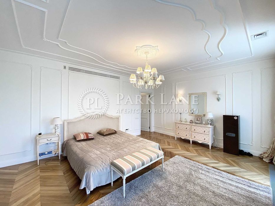 Конча-Заспа. Дамба. Дом с выходом на Днепр. 50 соток земли.