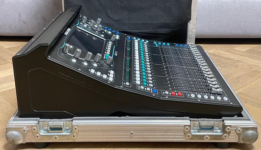 Allen & heath sq5 jak nowy.