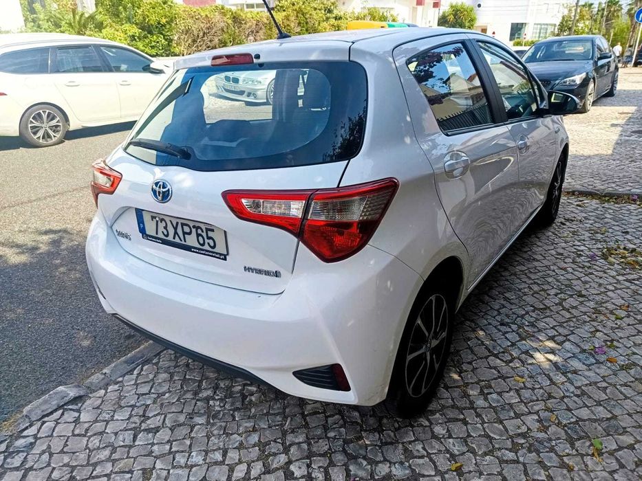 Toyota Yaris Hibrido