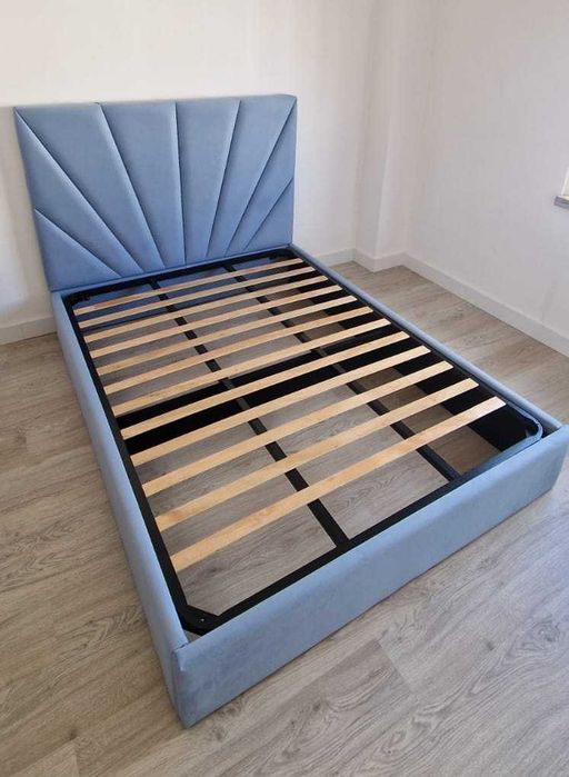 Camas De Casal Estofadas ALTA GAMA - MODELO RAYOS - Top de Gama 190x140m Estrado Incluído!!