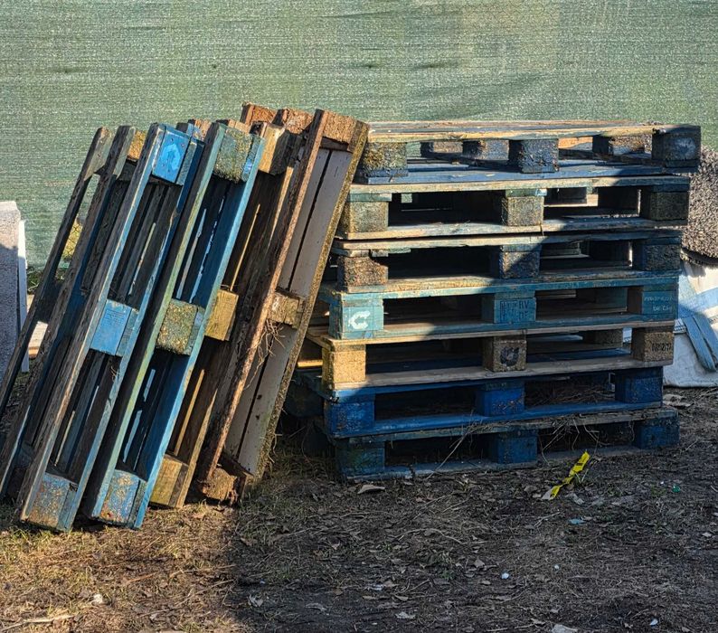 Oddam palety drewniane