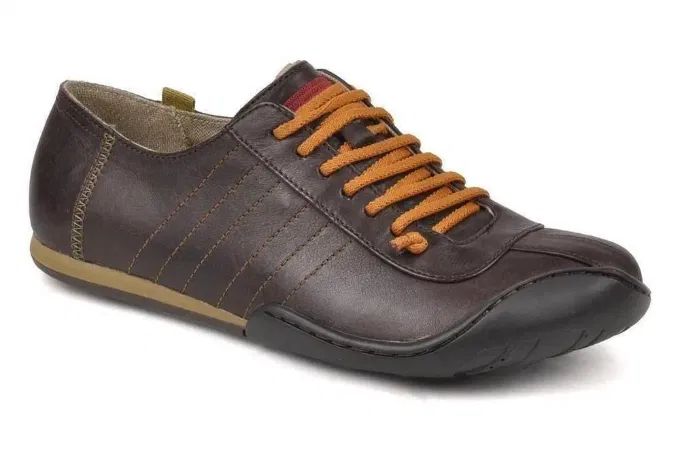 NOVOS em caixa - CAMPER Peu Cross tamanho 44