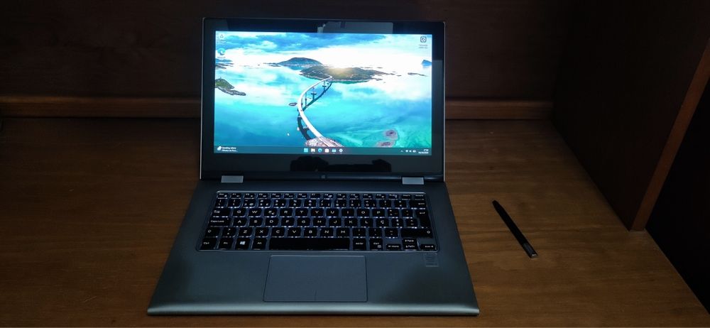 Dell Inspiron 7347 Portátil 2 em 1 com ecrã tátil e  rotação de 360