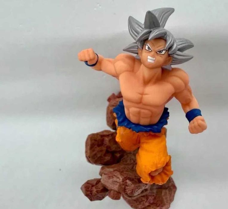 Apenas estátua da edicao de colecionador jogo dragon ball sparking zero