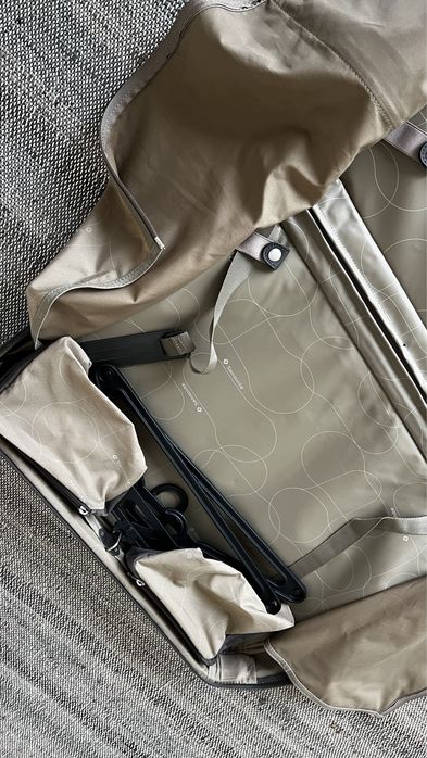 Porta Fatos Samsonite praticamente novo