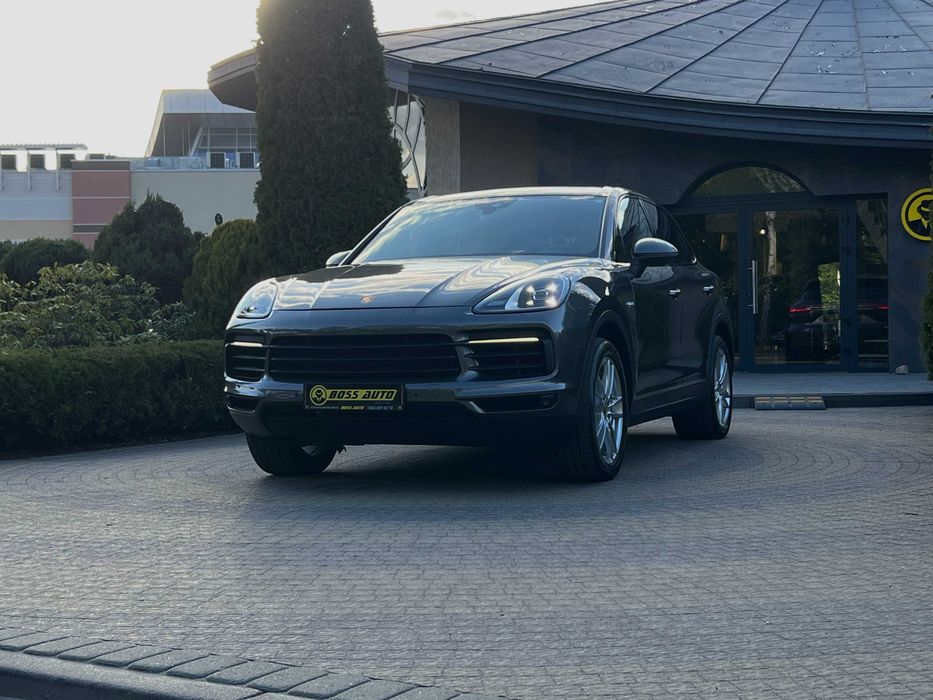 Porsche Cayenne 2022