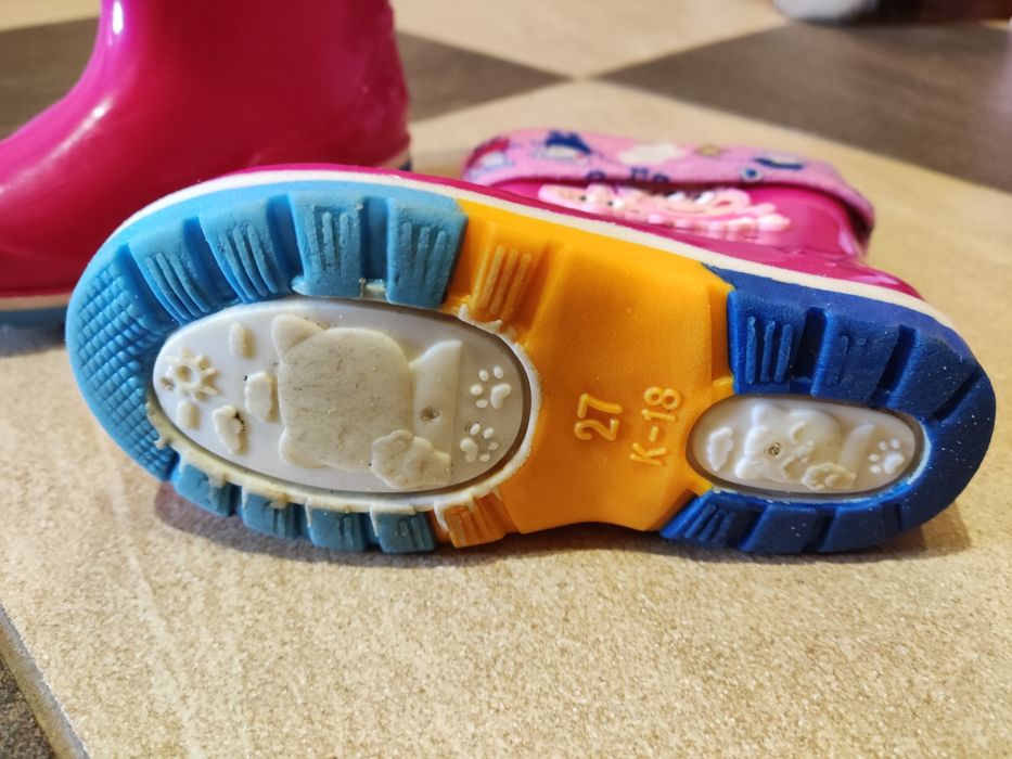 Продам детские резиновые сапожки