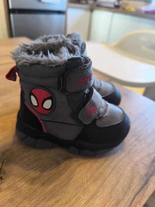 Buty zimowe śniegowce dla chłopca r. 21 Marvel
