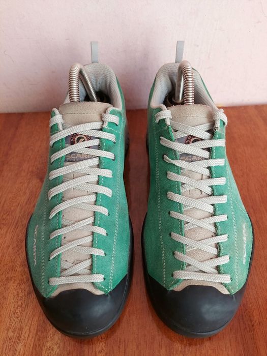 Кроси трекінгові фірми scarpa mojito оригінал 

Розмір по бірці:
UK 8